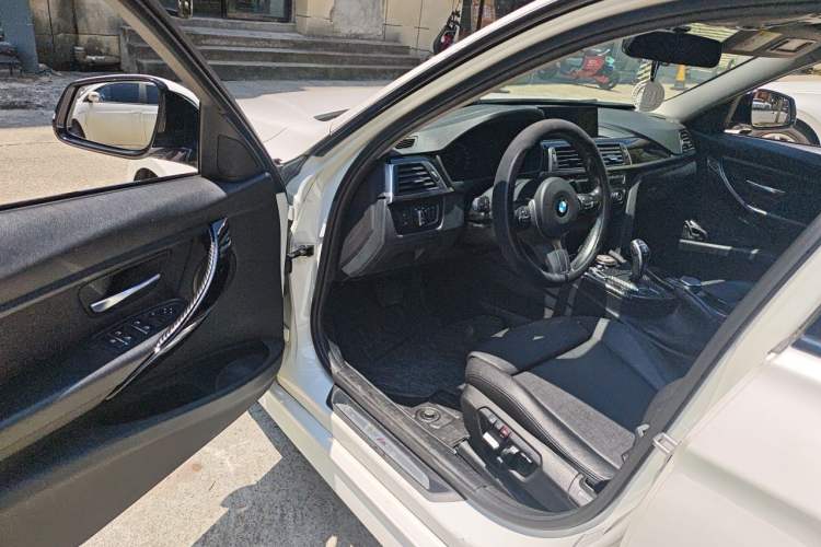 Used BMW 3 Series 2019 320Li M Sport Package Driver Seat