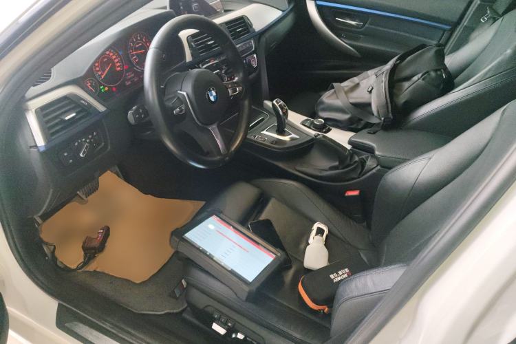Used BMW 3 Series 2019 320i M Sport Package Driver Seat