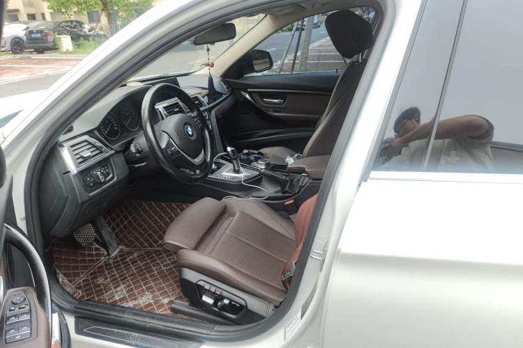 Used BMW 3 Series 2019 320Li Fashion Model Driver Seat