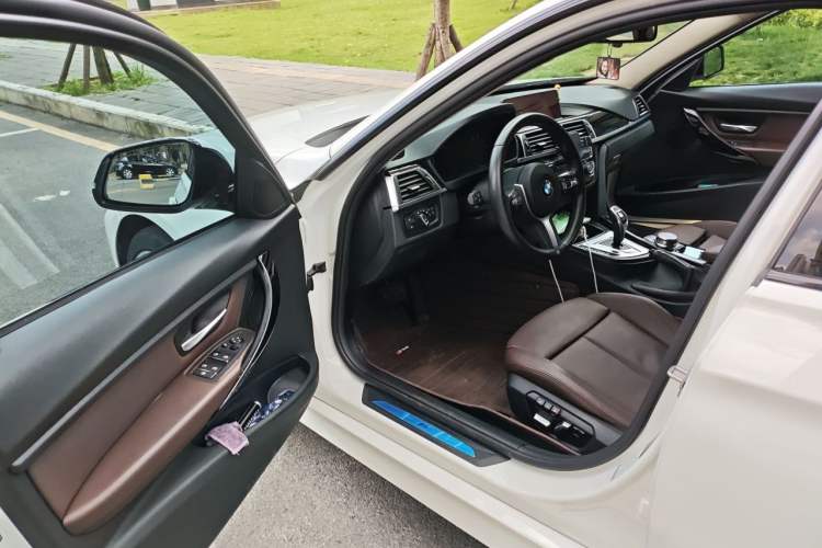Used BMW 3 Series 2019 320Li M Sport Package Driver Seat