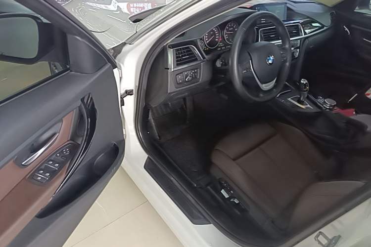 Used BMW 3 Series 2019 320Li Fashion Model Driver Seat