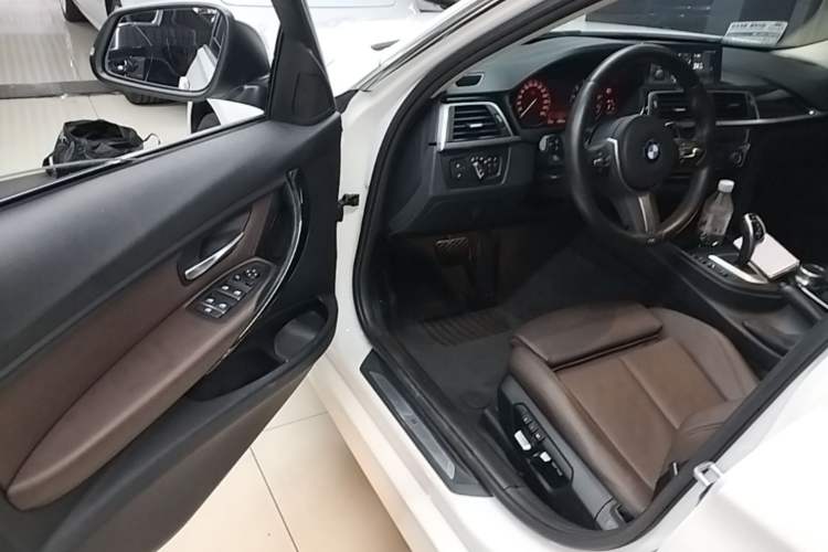 Used BMW 3 Series 2019 320Li M Luxury Package Driver Seat