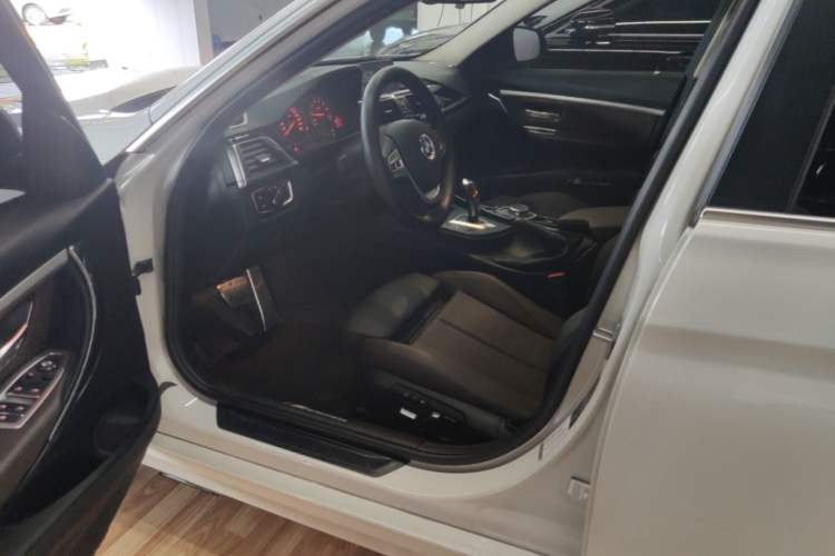 Used BMW 3 Series 2019 320Li Fashion Model Driver Seat