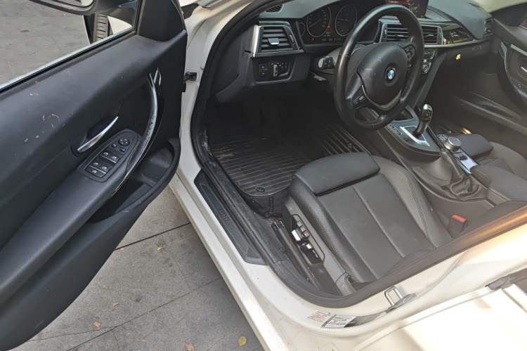 Used BMW 3 Series 2019 320Li Fashion Model Driver Seat