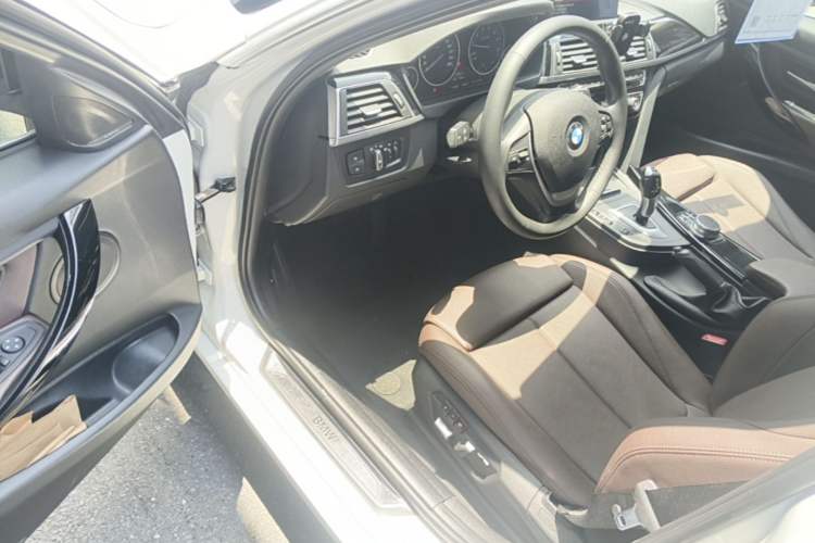 Used BMW 3 Series 2019 320Li Fashion Model Driver Seat