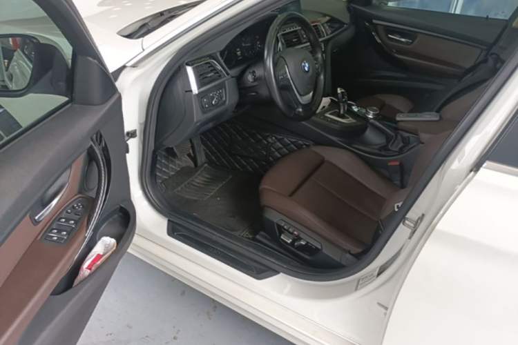 Used BMW 3 Series 2019 320Li Fashion Model Driver Seat