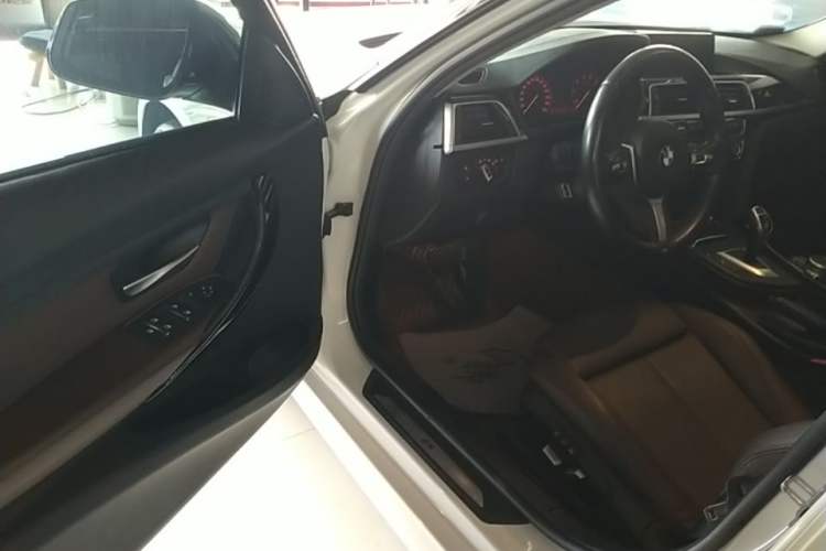 Used BMW 3 Series 2019 320Li M Sport Package Driver Seat