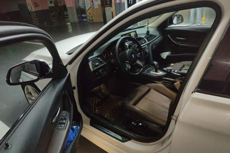 Used BMW 3 Series 2019 320Li M Sport Package Driver Seat