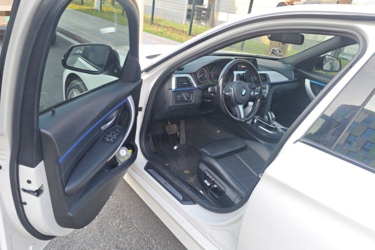 Used BMW 3 Series 2019 320i M Sport Package Driver Seat