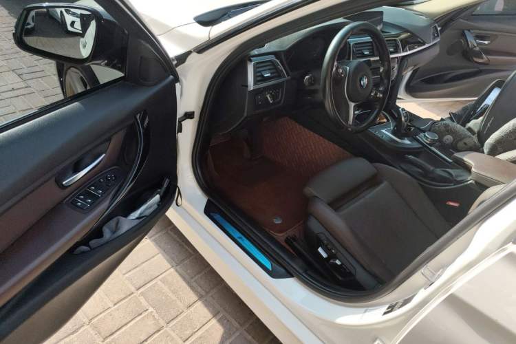Used BMW 3 Series 2019 320Li M Luxury Package Driver Seat