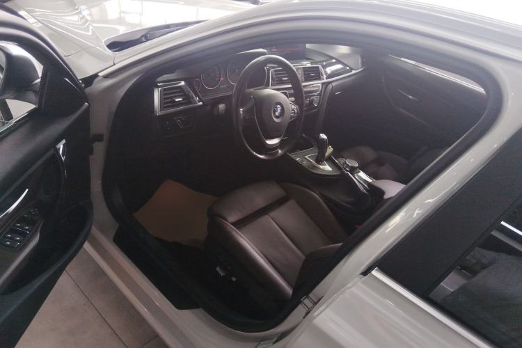 Used BMW 3 Series 2019 320Li Fashion Model Driver Seat