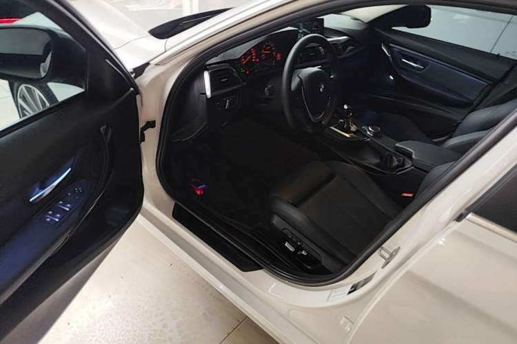 Used BMW 3 Series 2019 320Li Fashion Model Driver Seat