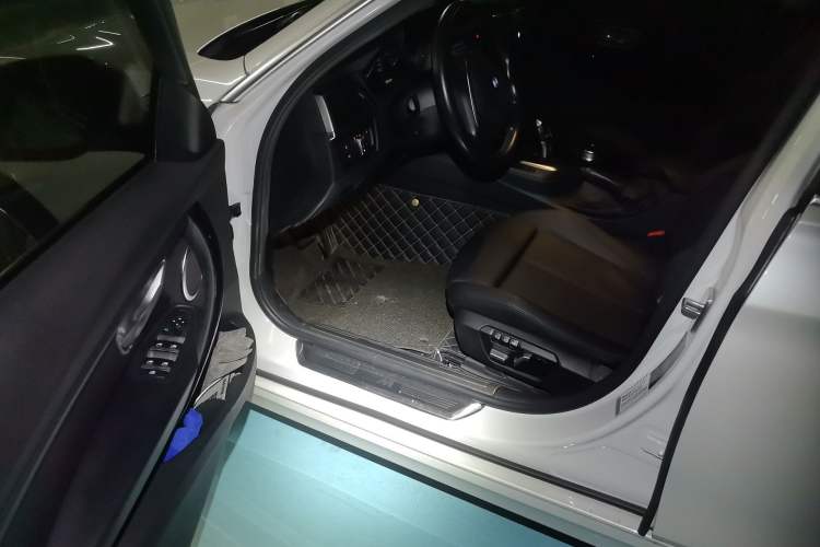 Used BMW 3 Series 2019 320Li Fashion Model Driver Seat