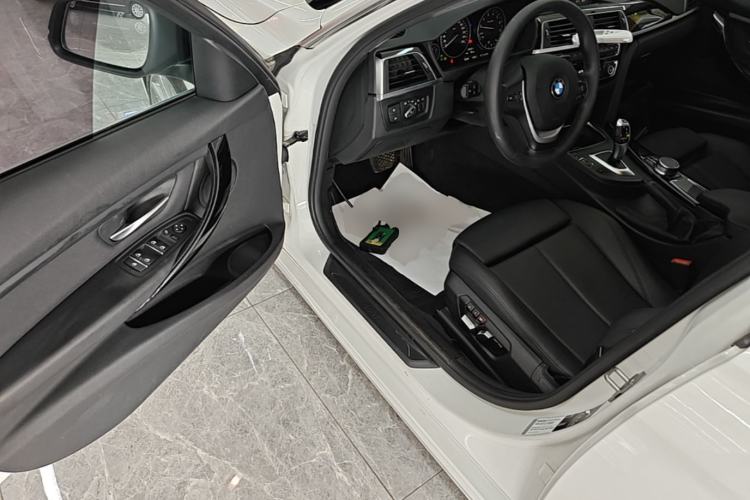 Used BMW 3 Series 2019 320Li Fashion Model Driver Seat