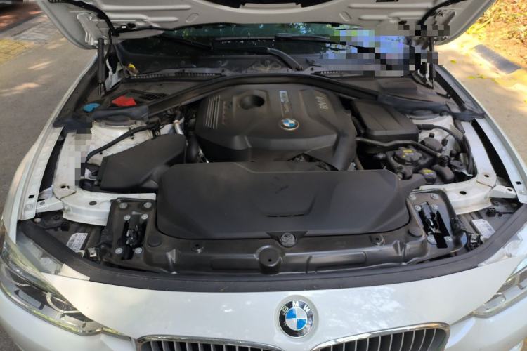 Used BMW 3 Series 2019 320Li Fashion Model Engine Bay