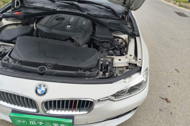 Used BMW 3 Series 2019 320Li Fashion Model Engine Bay Left