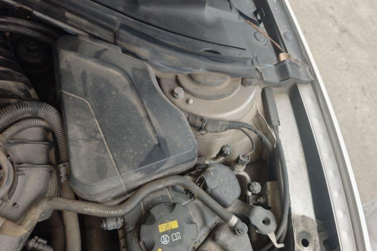 Used BMW 3 Series 2019 320Li Fashion Model Engine Bay Left