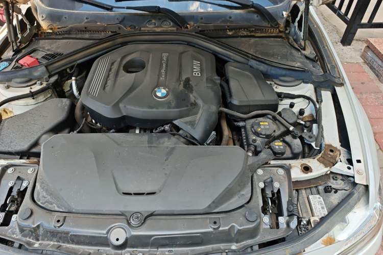 Used BMW 3 Series 2019 320Li Fashion Model Engine Bay Left