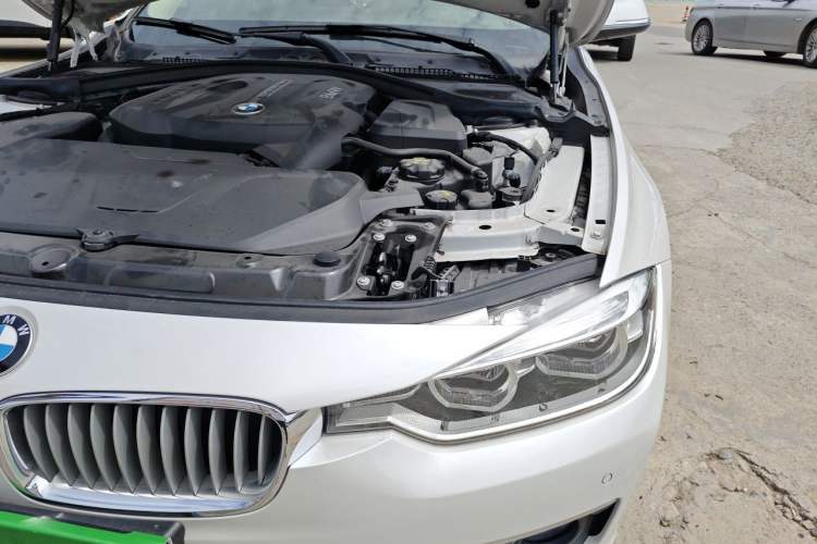 Used BMW 3 Series 2019 320Li Fashion Model Engine Bay Left