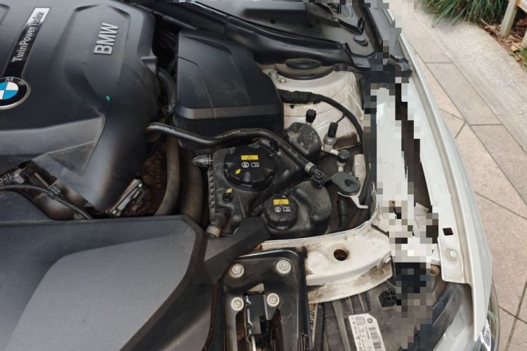 Used BMW 3 Series 2019 320Li Fashion Model Engine Bay Left