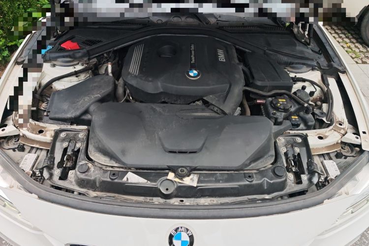 Used BMW 3 Series 2019 320i M Sport Package Engine Bay