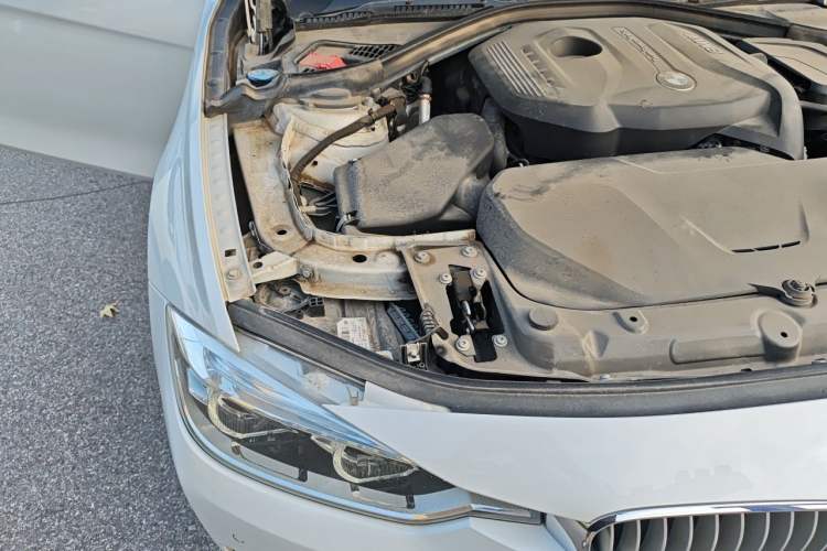 Used BMW 3 Series 2019 320Li Fashion Model Engine Bay Right