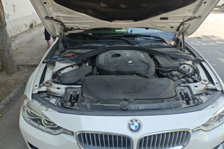 Used BMW 3 Series 2019 320Li Fashion Model Engine Bay Right