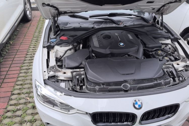 Used BMW 3 Series 2019 320Li M Sport Package Engine Bay Right