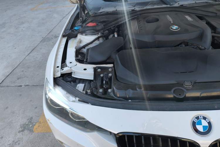 Used BMW 3 Series 2019 320Li M Sport Night Edition Engine Bay Right