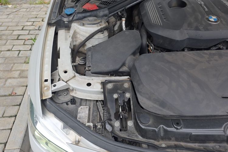 Used BMW 3 Series 2019 320Li Fashion Model Engine Bay Right