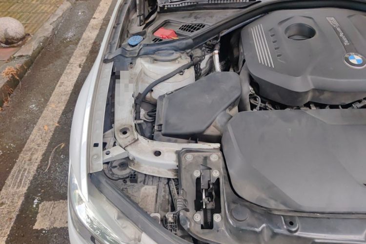 Used BMW 3 Series 2019 320Li Fashion Model Engine Bay Right