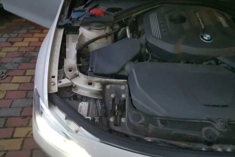 Used BMW 3 Series 2019 320Li Fashion Model Engine Bay Right