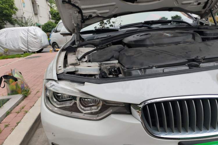 Used BMW 3 Series 2019 320Li Fashion Model Engine Bay Right