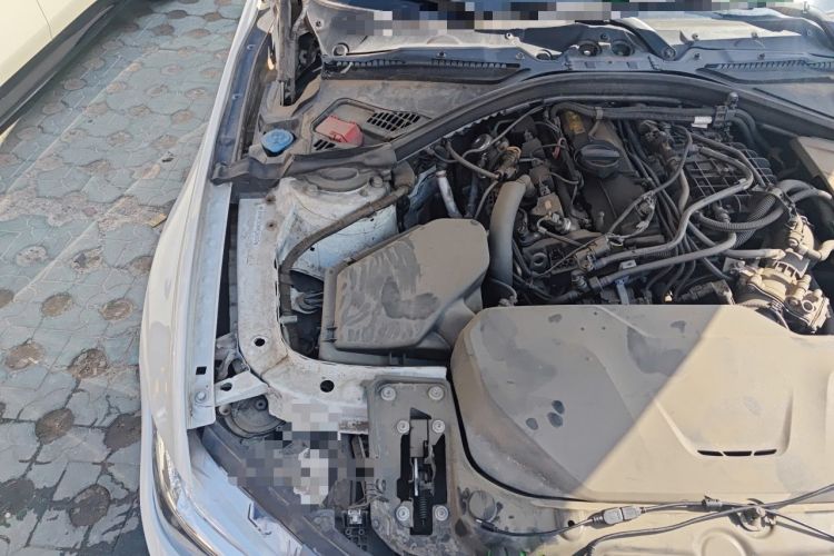 Used BMW 3 Series 2019 320Li Fashion Model Engine Bay Right