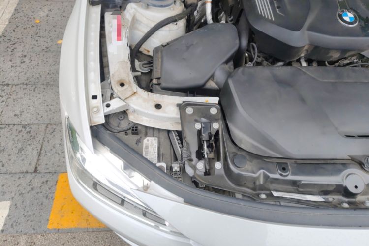 Used BMW 3 Series 2019 320Li Fashion Model Engine Bay Right