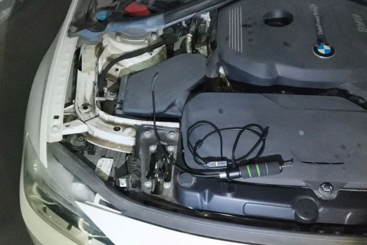 Used BMW 3 Series 2019 320i M Sport Package Engine Bay Right
