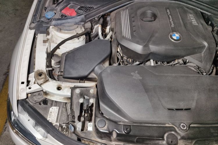 Used BMW 3 Series 2019 320Li Fashion Model Engine Bay Right