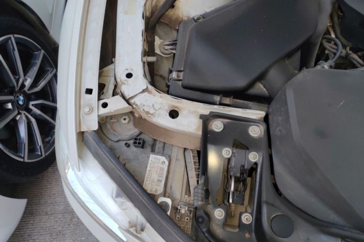 Used BMW 3 Series 2019 320Li Fashion Model Engine Bay Right