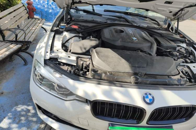 Used BMW 3 Series 2019 320Li Fashion Model Engine Bay Right