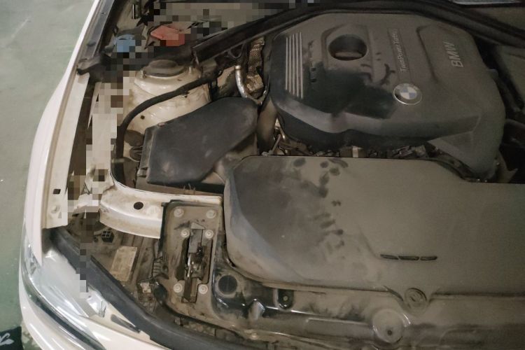 Used BMW 3 Series 2019 320i M Sport Night Edition Engine Bay Right