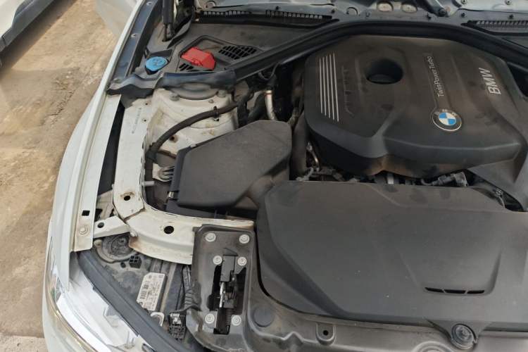 Used BMW 3 Series 2019 320Li M Sport Package Engine Bay Right