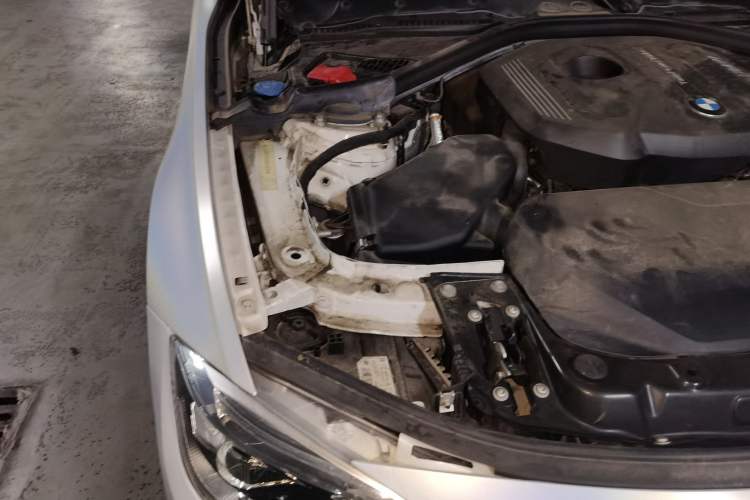 Used BMW 3 Series 2019 320Li xDrive Fashion Model Engine Bay Right