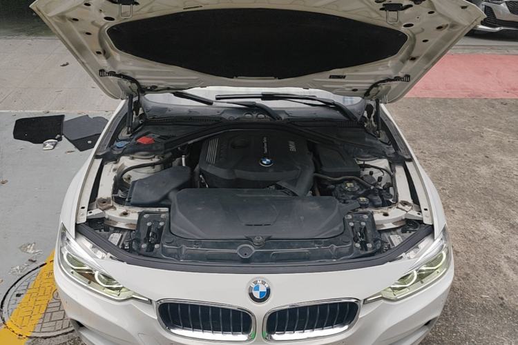 Used BMW 3 Series 2019 320Li M Sport Package Engine Bay