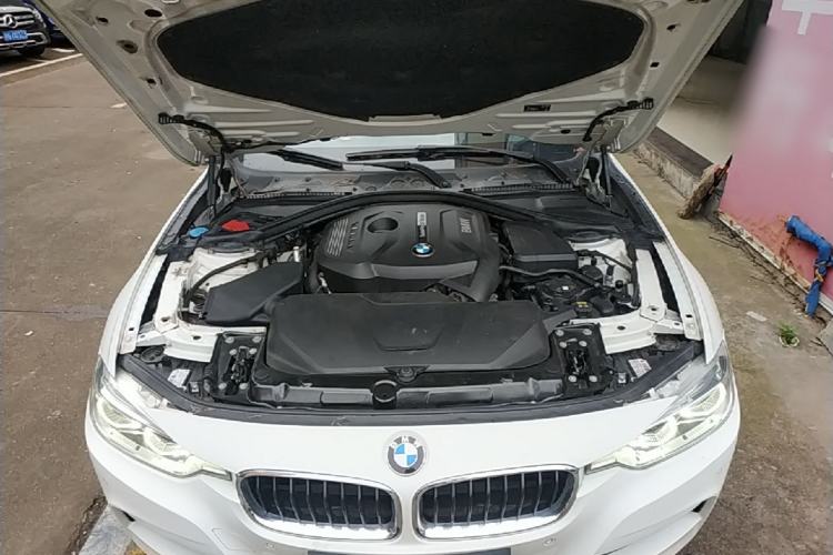 Used BMW 3 Series 2019 320Li M Sport Package Engine Bay