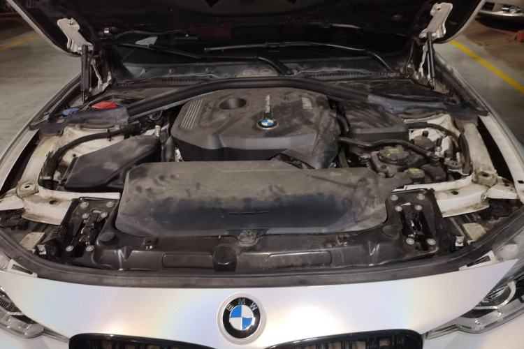 Used BMW 3 Series 2019 320Li xDrive Fashion Model Engine Bay