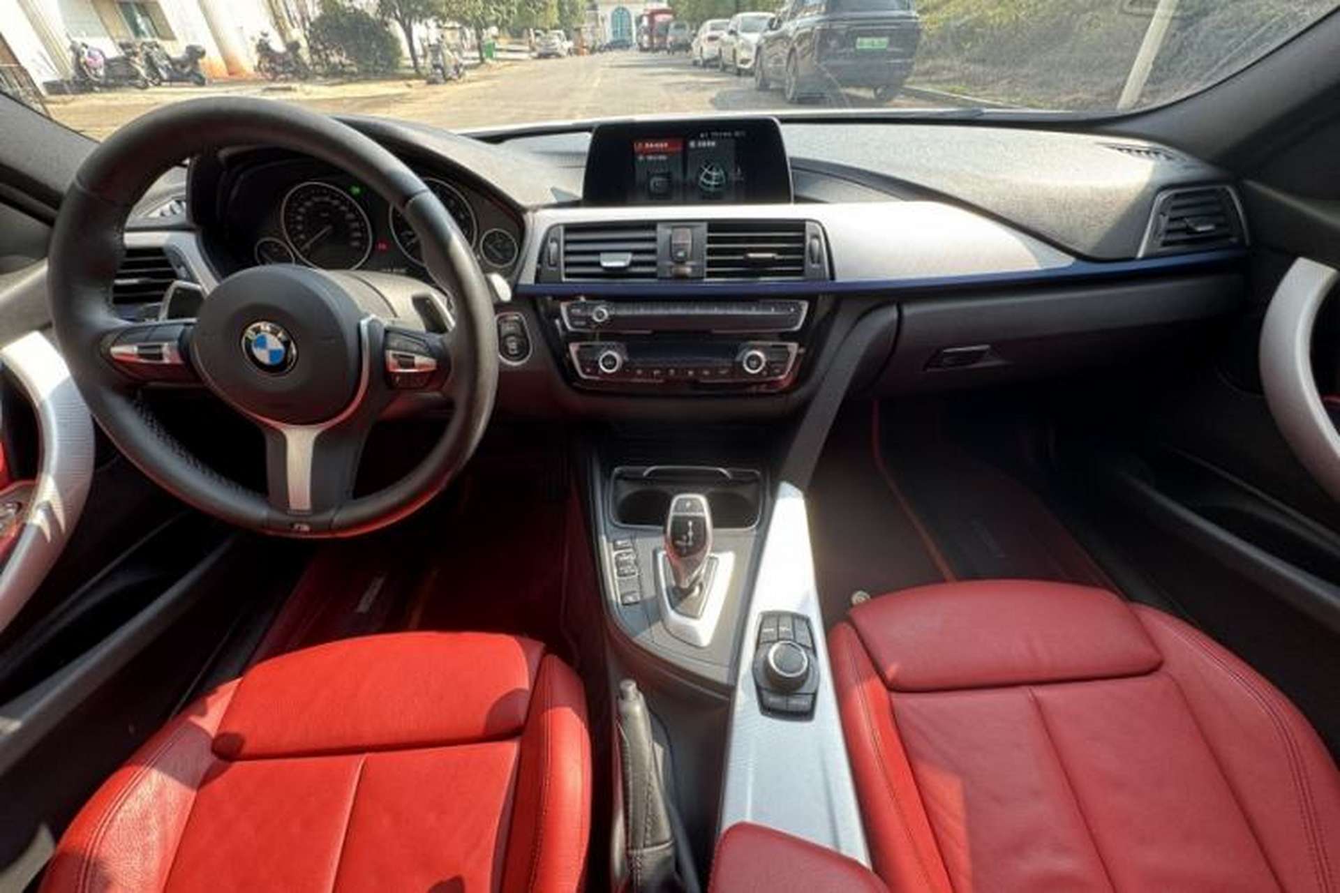 Used BMW 3 Series 2019 320i M Sport Package Exterior 11