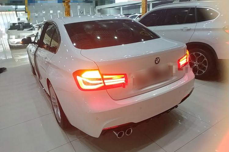 Used BMW 3 Series 2019 320i M Sport Package Exterior 2