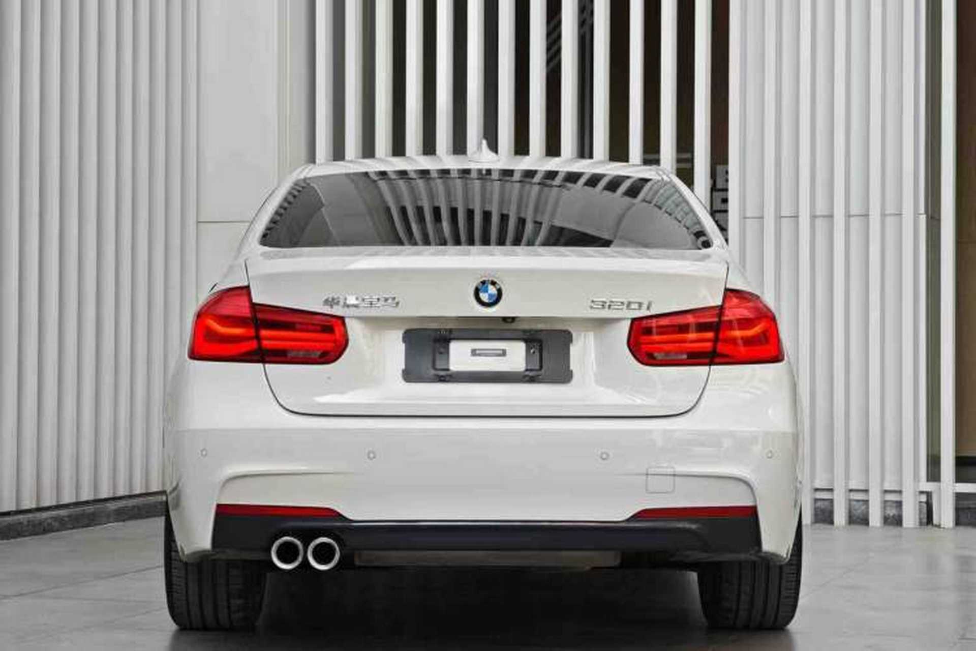 Used BMW 3 Series 2019 320i M Sport Package Exterior 2