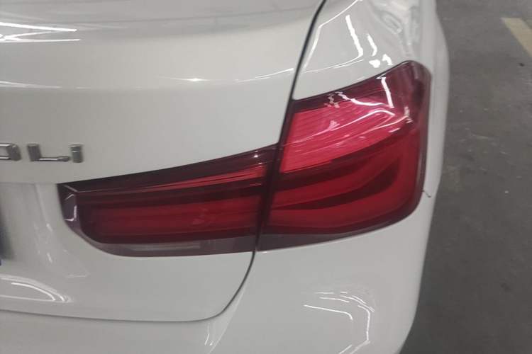Used BMW 3 Series 2019 320Li M Sport Night Edition Exterior 3