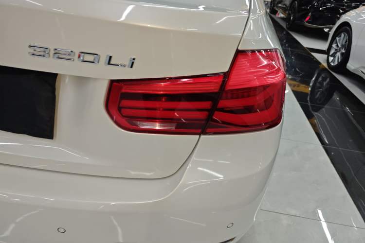 Used BMW 3 Series 2019 320Li Fashion Model Exterior 3